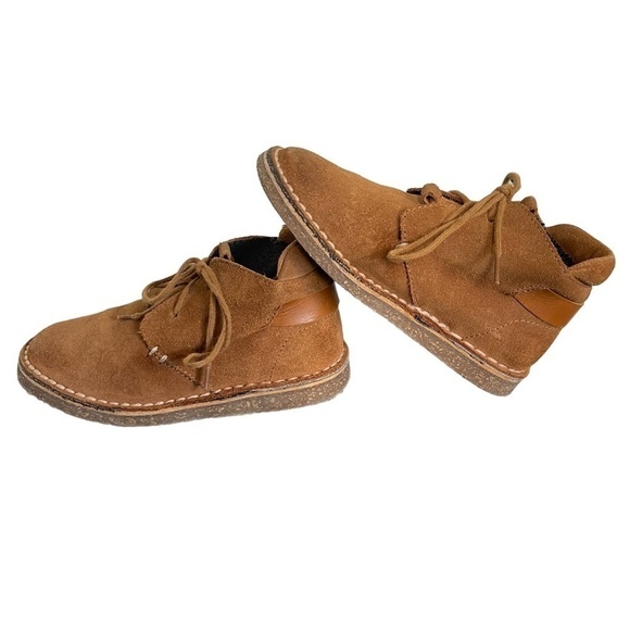 Euc Zara Baby Suede booties, tan colour, size 25 - Picture 3 of 10